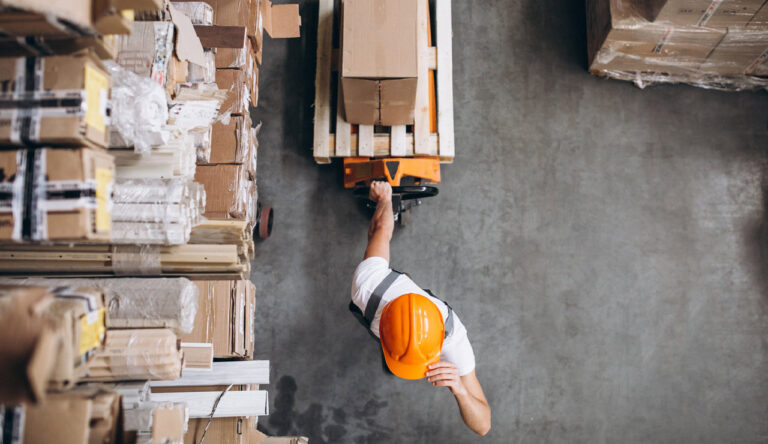 Which is Better: Corporate Storage Chains or Local Operators
